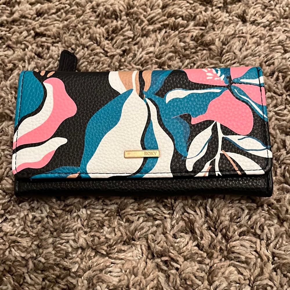 New Roxy wallet